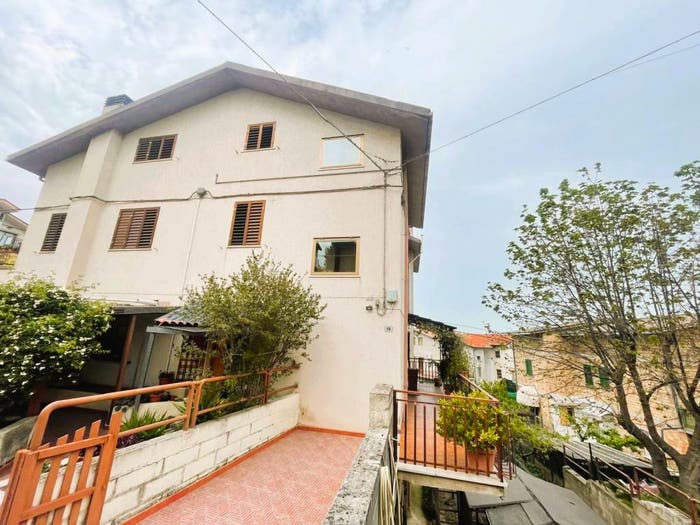 Appartamento trilocale in vendita in Via Tommaso Bartoletti, Centro, Atessa