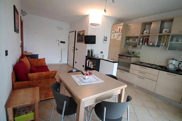 Appartamento bilocale in vendita in Borghetto Santo Spirito