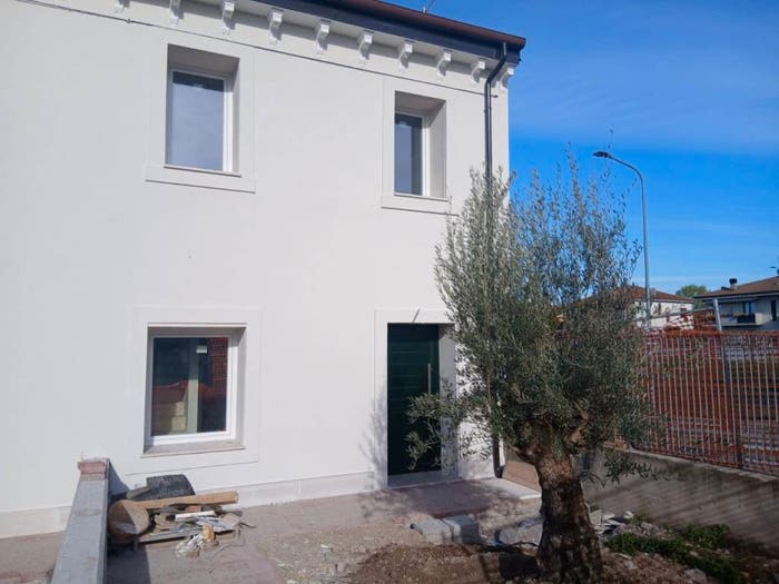 Casa quadrilocale in vendita in Via Don Giovanni Minzoni, Centro, Caldiero