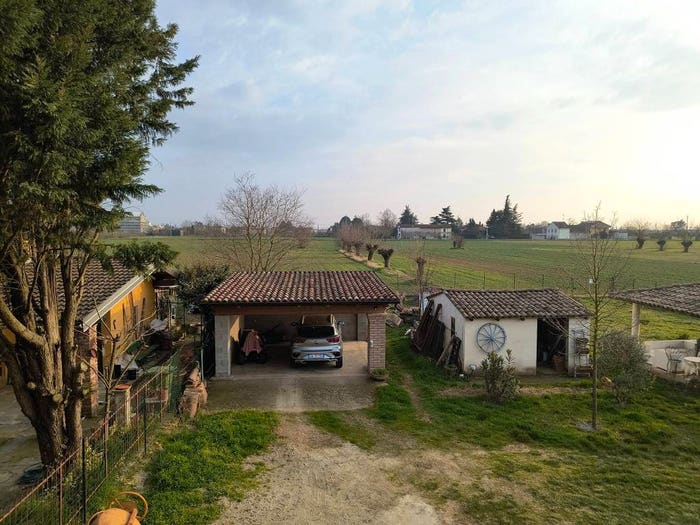 Casa con 6 locali in vendita in Via dei Mori, San Giuliano Nuovo San Giuliano Vecchio, Alessandria