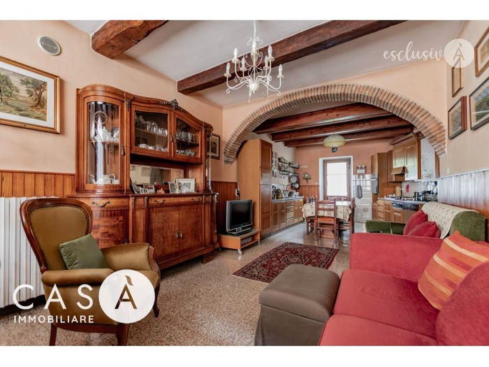 Casa con 6 locali in vendita in Via Nazionale, Bocconi, Portico e San Benedetto