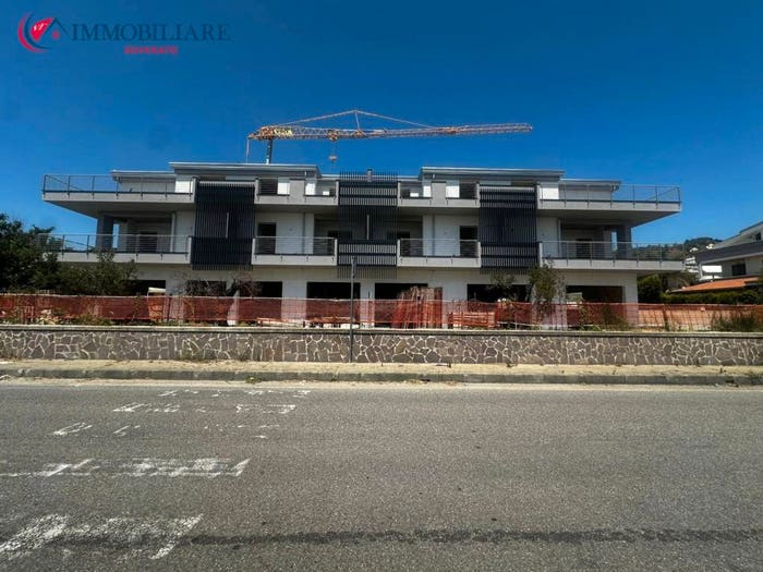 Appartamento trilocale in vendita in Via Nazionale, Calalunga Pietragrande, Montauro