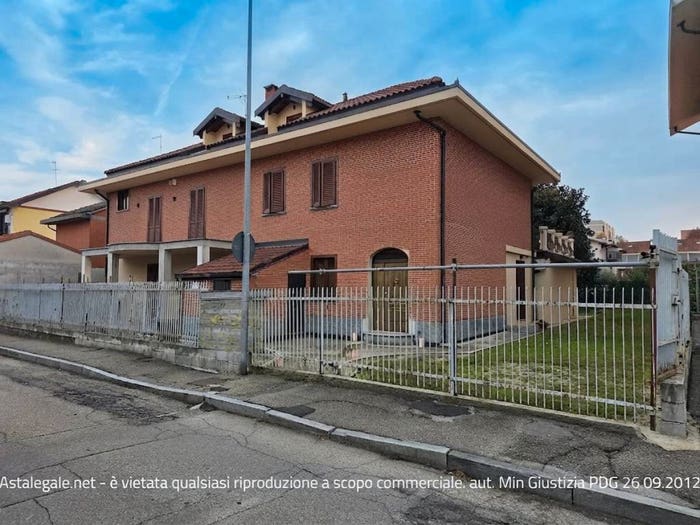 Casa con 5 locali in vendita in Via Pallavicino, Nichelino