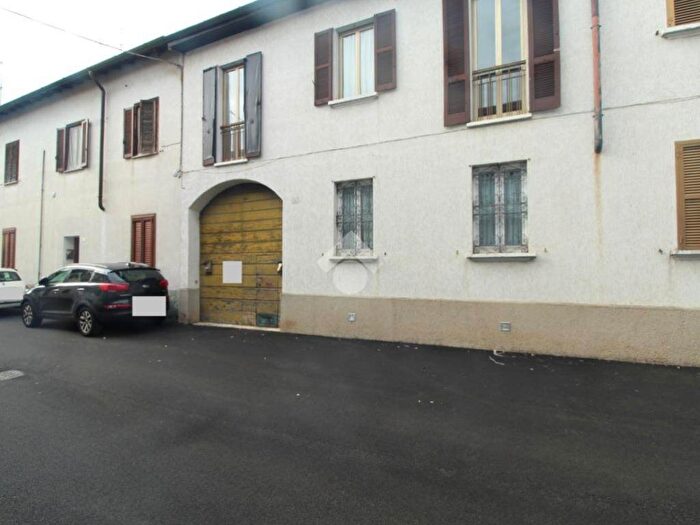 Casa trilocale in vendita in Via Risorgimento, Centro, Arluno