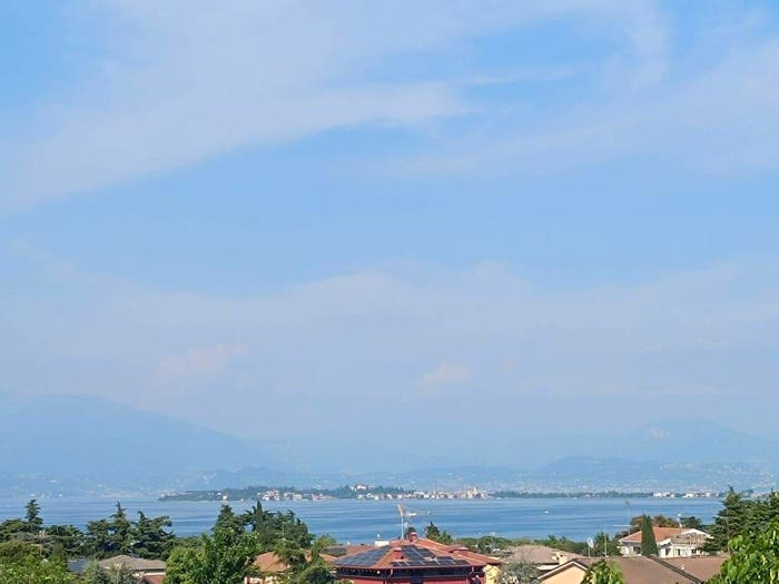 Casa con 5 locali in vendita in Viale Michelangelo, Desenzano Centro, Desenzano del Garda