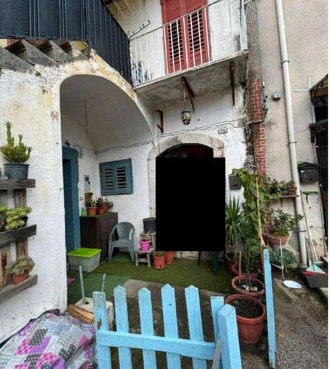 Appartamento con 5 locali in vendita in Vicolo Mele, Centro, Forino