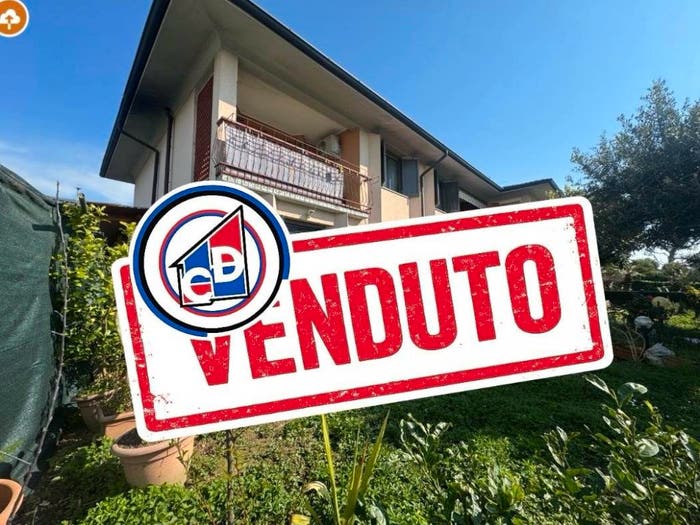 Casa quadrilocale in vendita in Via Giosuè Carducci, Suisio