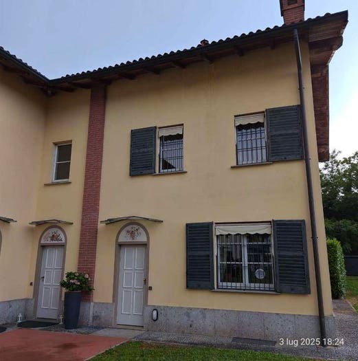 Casa con 6 locali in vendita in Via Molino Sesto Giovane, Villasanta