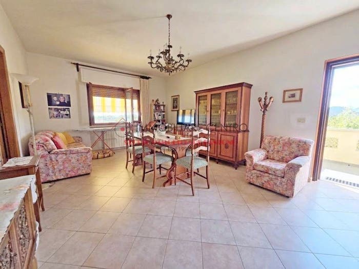 Appartamento quadrilocale in vendita in Massarosa Paese, Massarosa