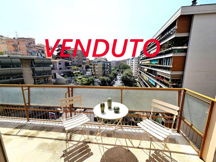 Appartamento quadrilocale in vendita in Via di Donna Olimpia, Monteverde Vecchio, Roma