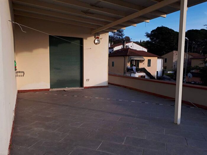 Appartamento con 5 locali in vendita in Monsummano Terme