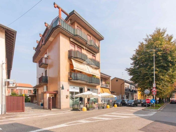 Appartamento trilocale in vendita in Via Pompeo Litta, Lainate