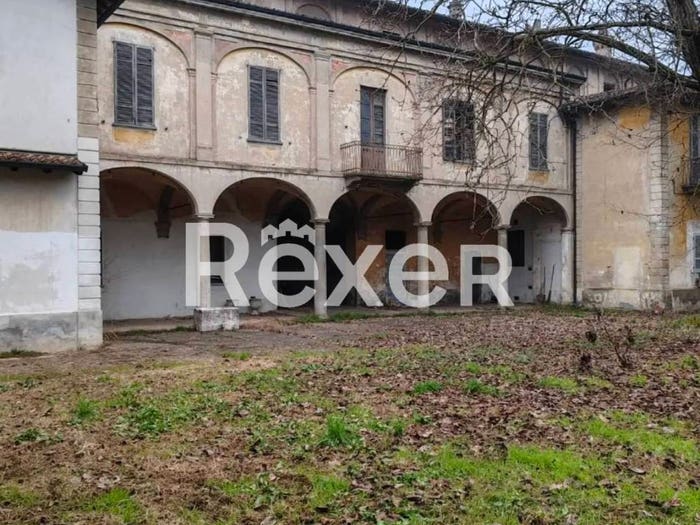 Casa con 6 locali in vendita in Via Mario Anelli, Centro, Casalmorano