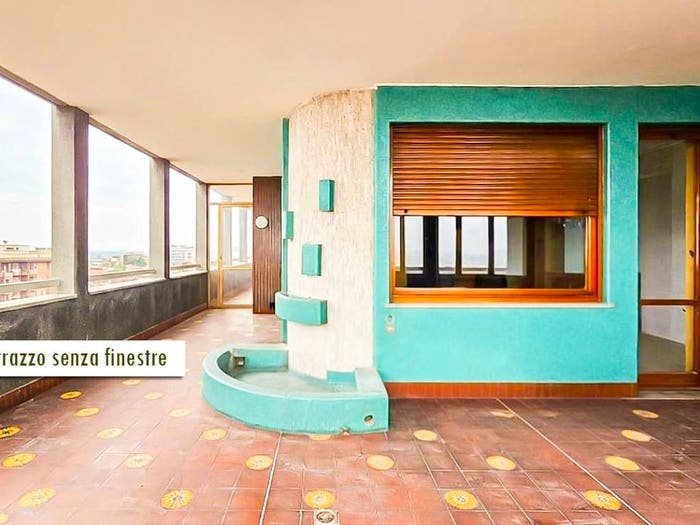 Appartamento trilocale in vendita in Via Porto Corsini, Villa San Giovanni, Milano