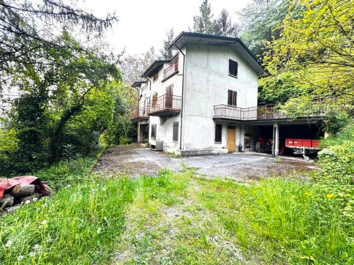 Casa con 6 locali in vendita in Via Tengattini, Paratico