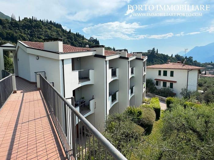 Appartamento trilocale in vendita in Malcesine