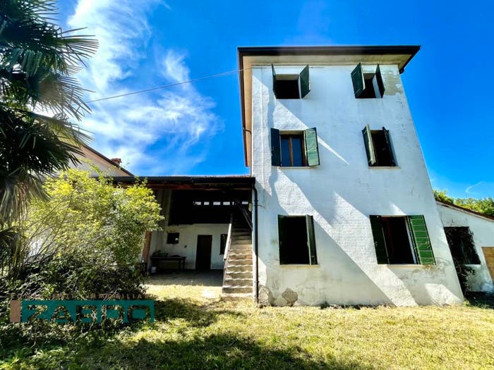Casa con 5 locali in vendita in Castelfranco Veneto