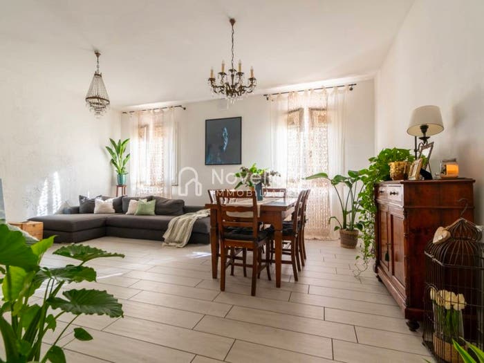 Casa con 5 locali in vendita in Corso Giuseppe Garibaldi, Centro, Novellara