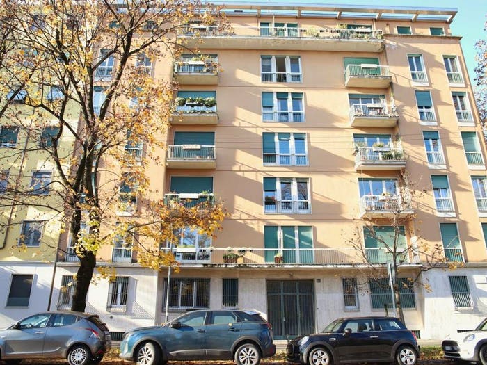 Appartamento quadrilocale in vendita in Via Ferdinando Bocconi, Bocconi, Milano