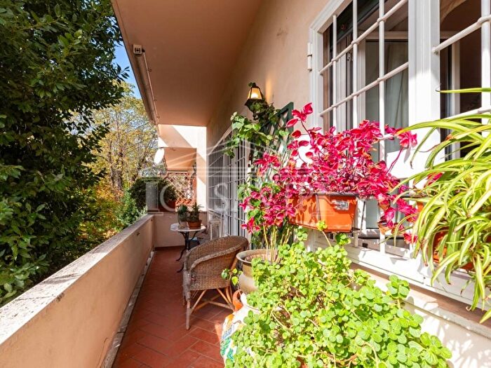 Appartamento con 6 locali in vendita in Via Carlo Belli, Balduina, Roma