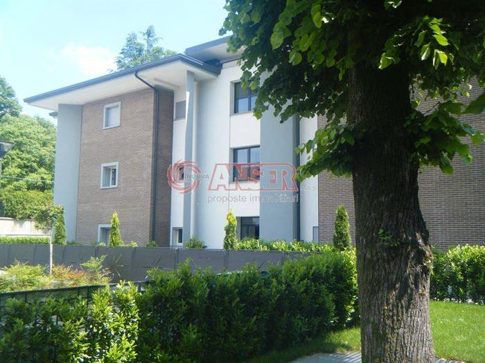 Appartamento bilocale in vendita in Via Statale, Centro, Merate