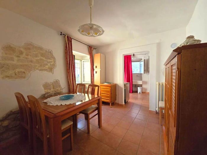 Casa quadrilocale in vendita in Via Umberto I, Bolognano