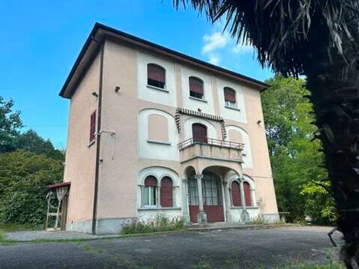 Casa con 6 locali in vendita in Statale, CadeglianoViconago