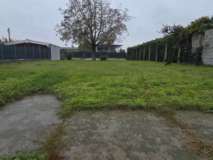 Casa con 5 locali in vendita in Pomponesco