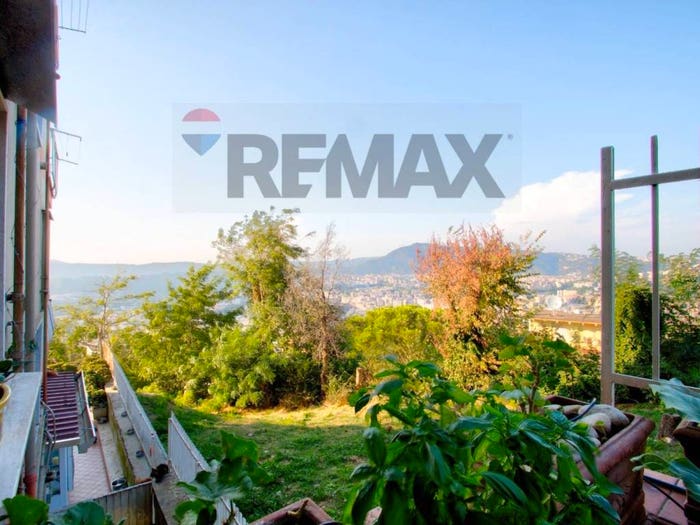 Appartamento quadrilocale in vendita in Posillipo, Napoli