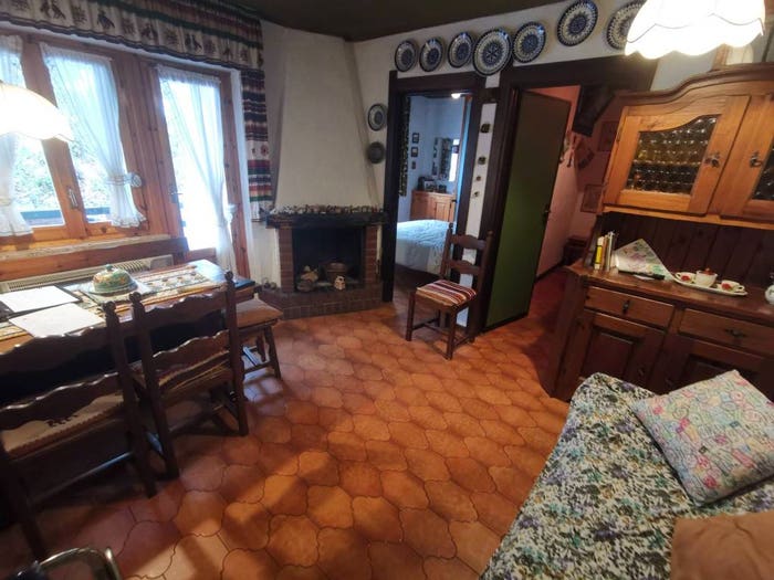 Appartamento trilocale in vendita in Via del Poggio, Saint Gree, Viola