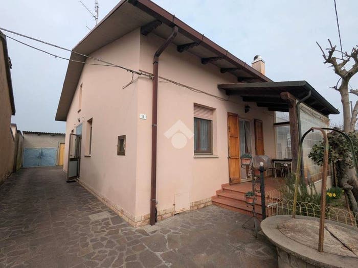 Casa con 5 locali in vendita in Via Celletta, San Pietro in Vincoli San Pietro in Campiano, Ravenna