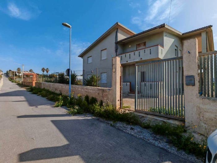 Casa con 6 locali in vendita in Via Pantaleo Brax, San Leone Villaseta Villaggio, Agrigento