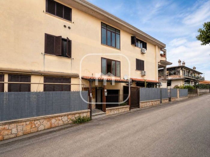 Appartamento con 5 locali in vendita in Via Maggio, Tor Lupara, Fonte Nuova