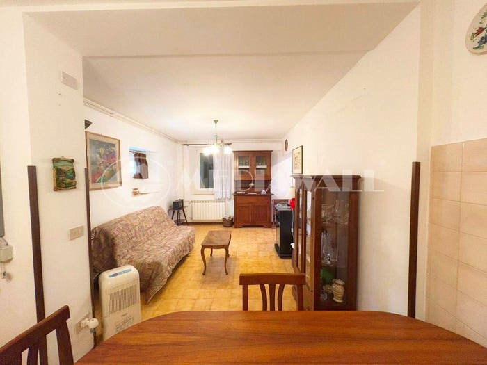 Casa con 6 locali in vendita in Centro, Travesio