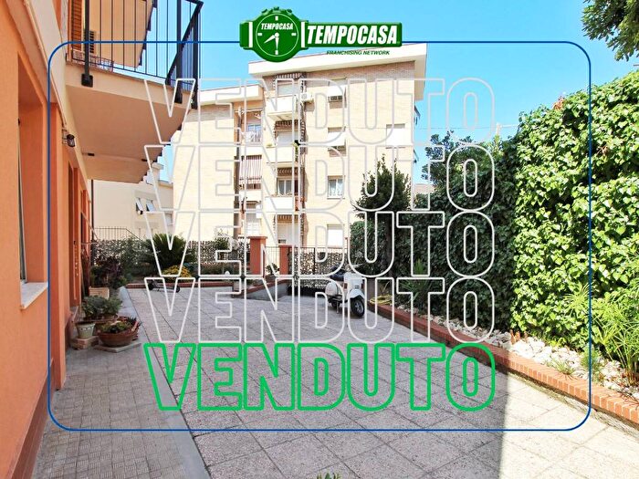 Appartamento trilocale in vendita in Via Cingoli, Le Grazie, Ancona