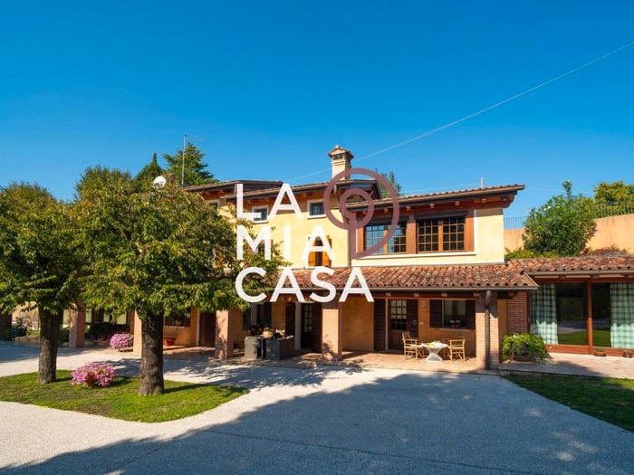 Casa con 5 locali in vendita in Via Colvendrame, Refrontolo