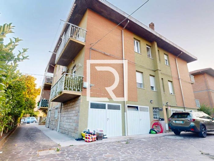 Casa con 6 locali in vendita in VIA BRUNO E COSTANTE GARIBALDI, Foro Boario, Forlì
