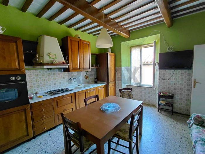 Casa trilocale in vendita in Frazione Serradica, Serradica, Fabriano