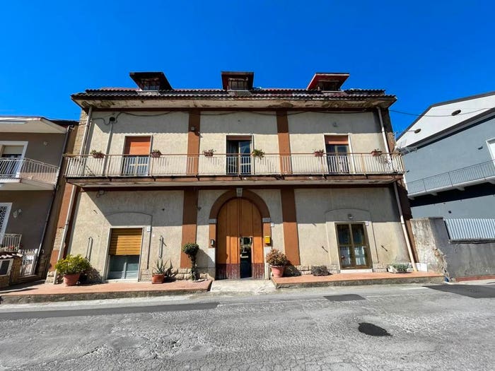 Casa con 6 locali in vendita in Corso Claudio, Centro, Castel San Giorgio