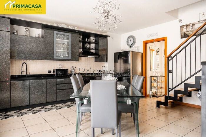 Appartamento con 5 locali in vendita in Via Altichiero, Zevio Santa Maria, Zevio