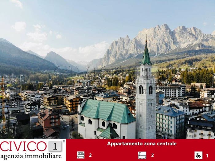 Appartamento con 6 locali in vendita in Via Lungoboite, Centro, Cortina d'Ampezzo
