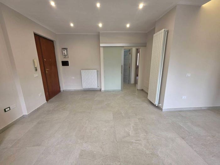 Appartamento trilocale in vendita in Via Gianvincenzo Gravina, Mater Domini Cavita, Catanzaro