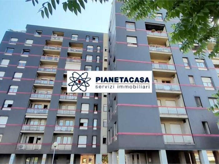 Appartamento quadrilocale in vendita in Malpensata, Bergamo