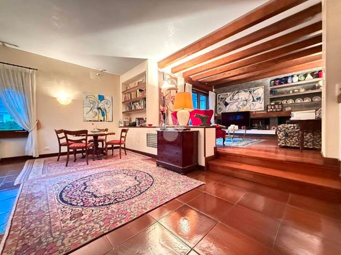 Casa con 6 locali in vendita in Via Rotaliana, Mezzolombardo