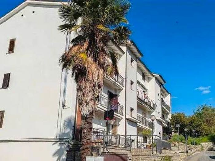 Appartamento quadrilocale in vendita in Via Monte Grappa No Number, Centro, Bomarzo