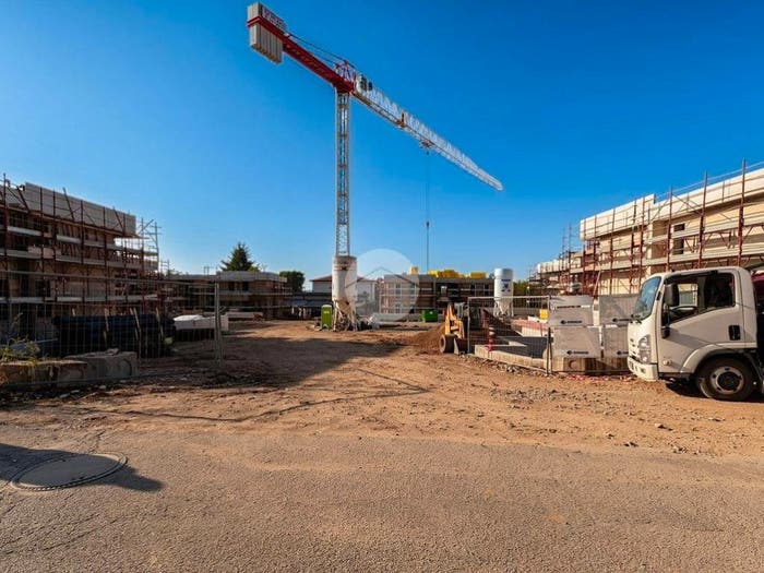 Appartamento quadrilocale in vendita in Via Berto Barbarani, Settimo Balconi, Pescantina