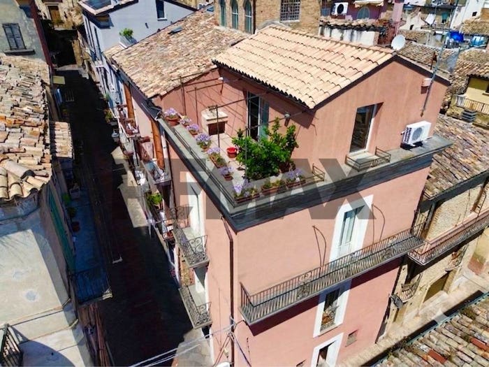 Casa con 6 locali in vendita in Via Giuseppe Garibaldi, Centro, Lanciano