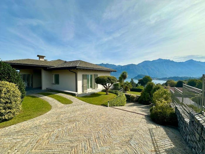 Casa con 6 locali in vendita in Via Cima dei Ronchi, Griante