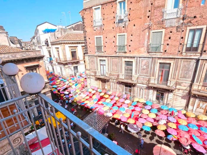 Appartamento trilocale in vendita in Via Pardo, Centro Storico, Catania