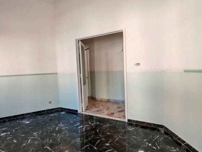 Casa con 6 locali in vendita in Via Nicola Ferramosca, Maglie